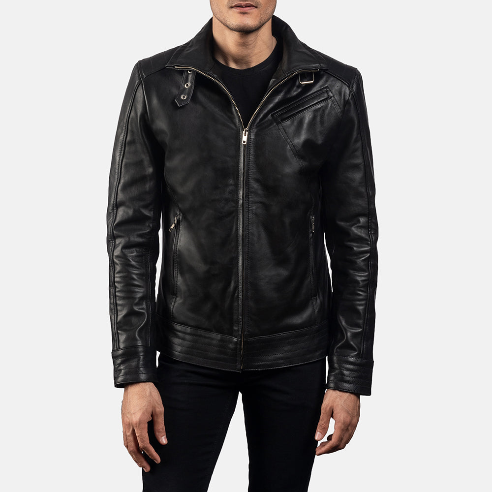 
Vista de detalle of High neck with Belt & Zipper Hardware on Legacy Negro Chaqueta Biker de Cuero para Hombre