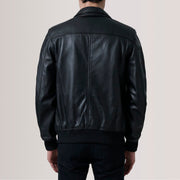Detalle de cerca of Classic Collar &amp; Zipper Hardware on Lester Brown Suede Bomber Jacket For Men