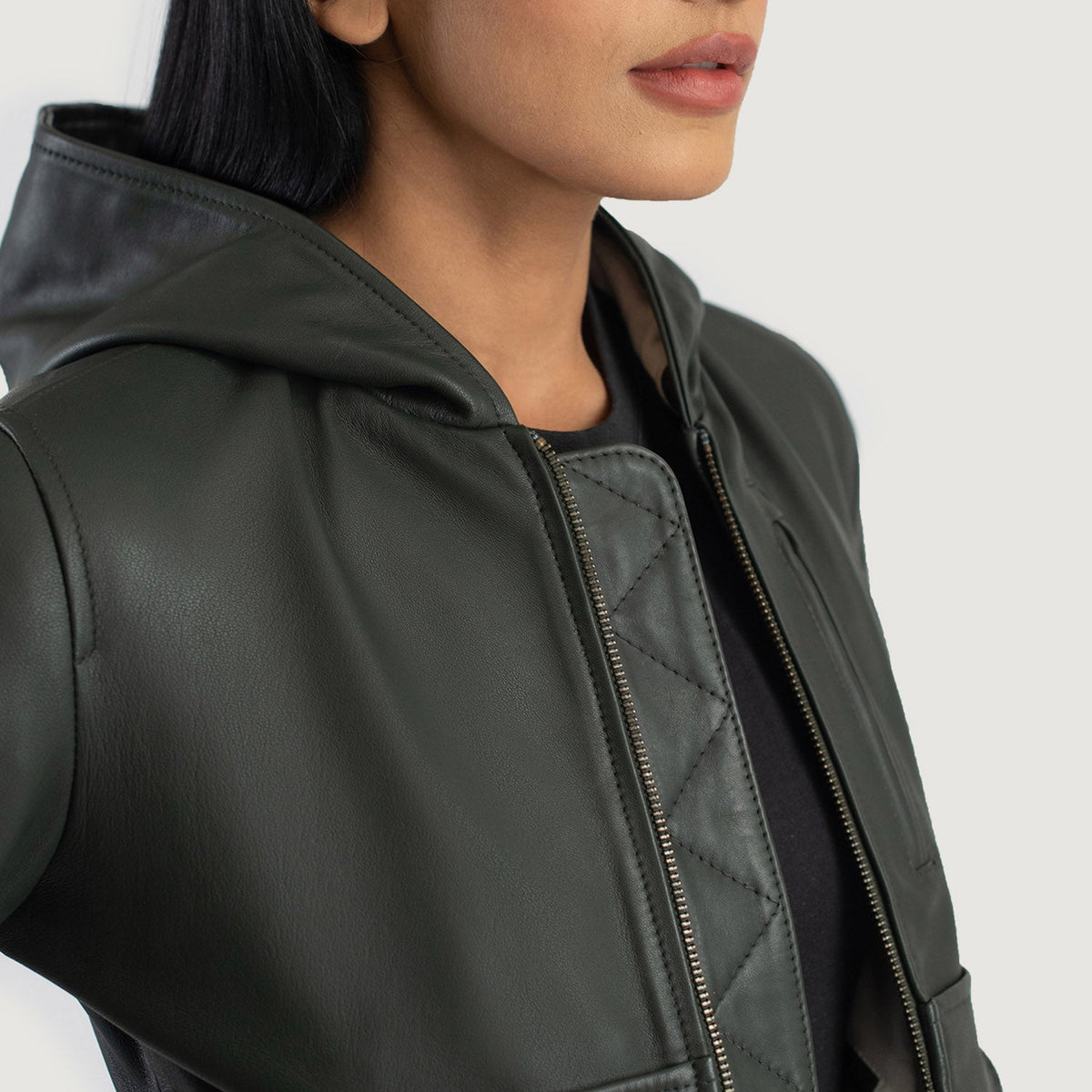 
Luna Hooded Chaqueta Bomber de Cuero para Mujer – alternate product view 6