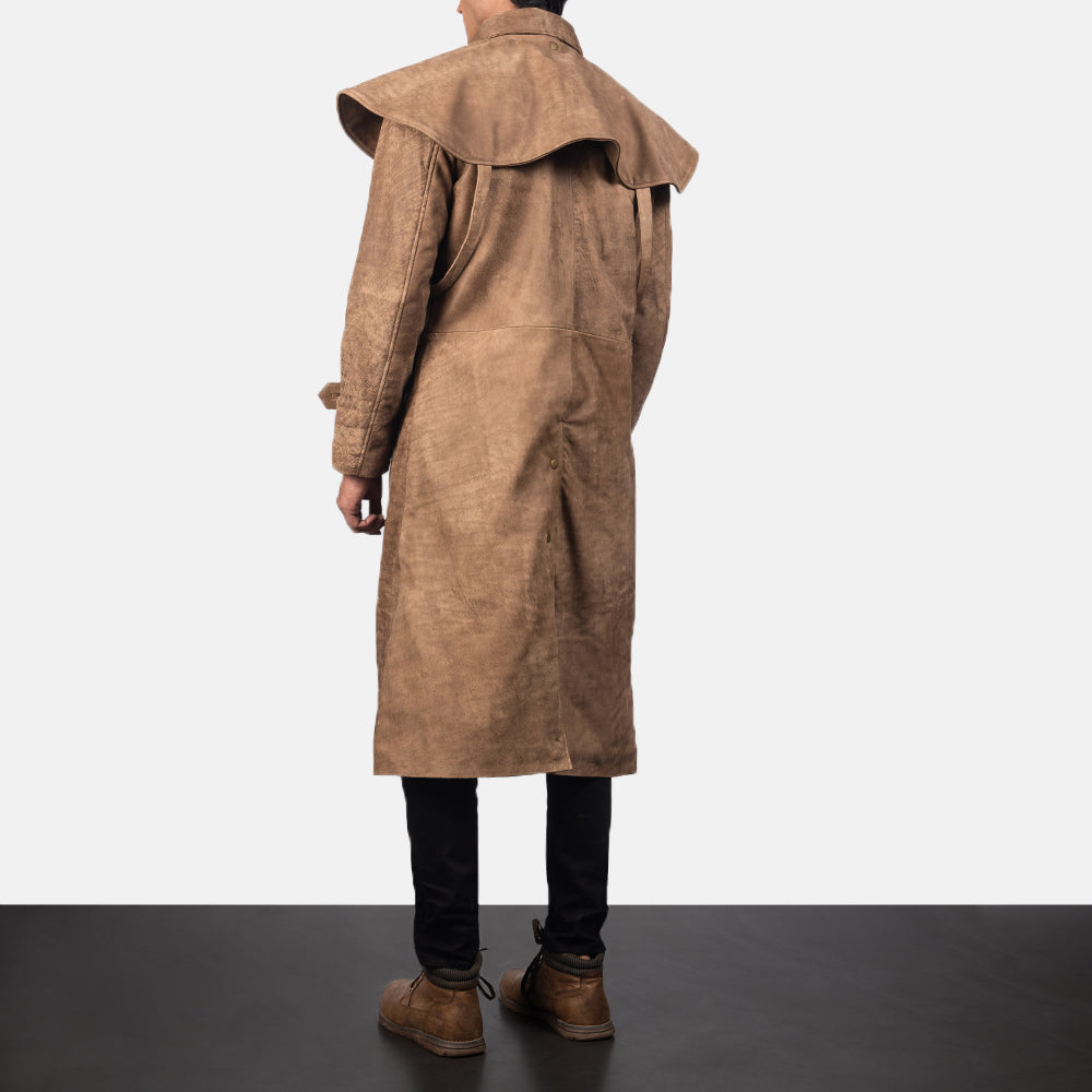
Maverick Marrón Leather Duster para Hombre - Vista lateral mostrando el corte ergonómico de mangas