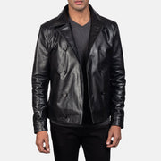 Detalle de cerca of Notch &amp; Buttons Hardware on Mod Negro Leather Peacoat para Hombre