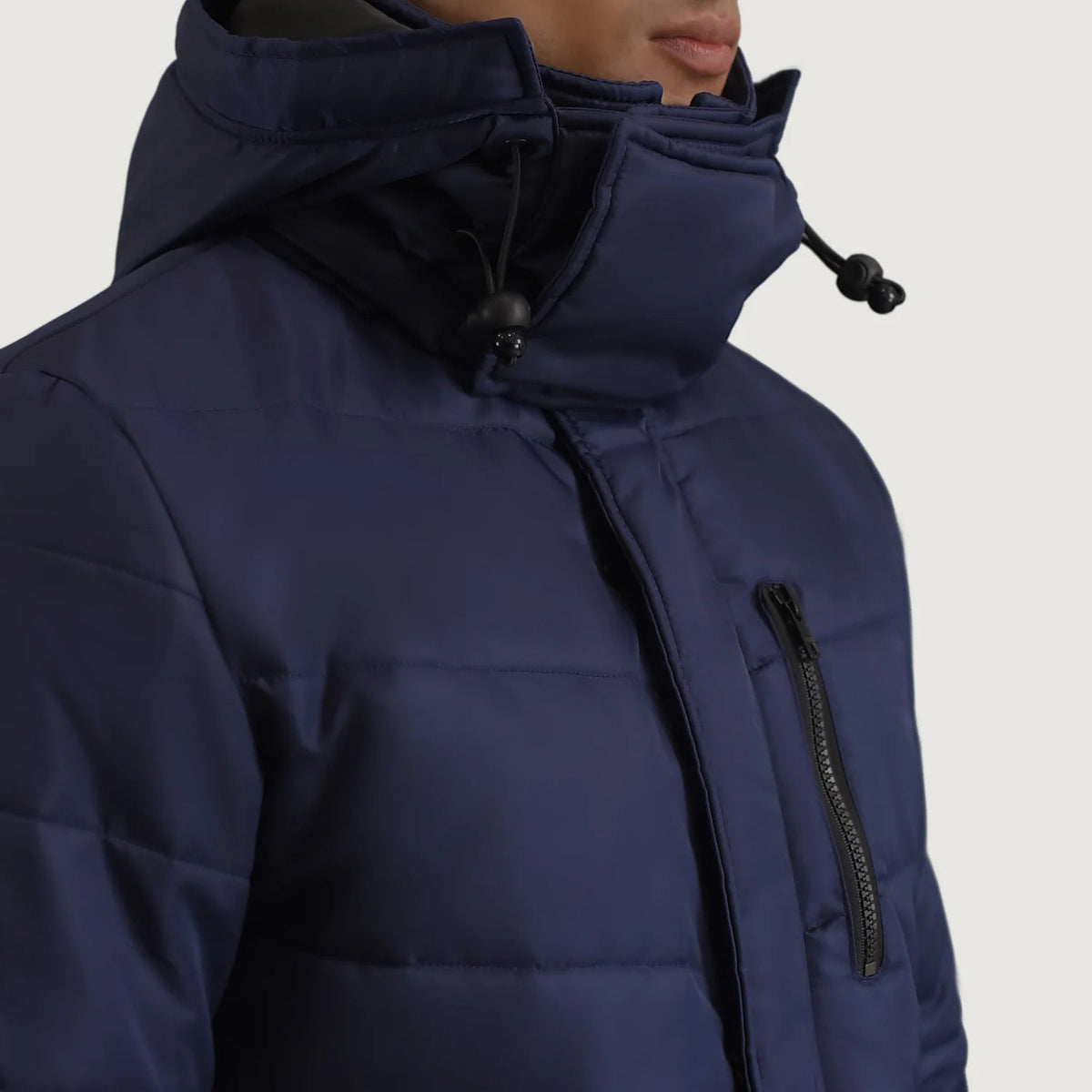 
Vista interior Showing Quilted Viscose Lining & Dos bolsillos interiores de utilidad