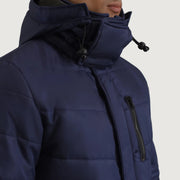 
Vista interior Showing Quilted Viscose Lining & Dos bolsillos interiores de utilidad