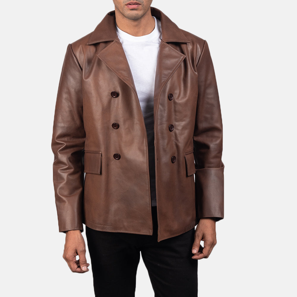 
Vista de detalle of Notch & Buttons Hardware on Mr. Bailey Marrón Leather Naval Peacoat para Hombre