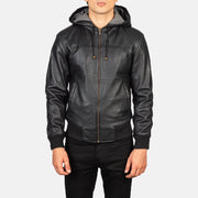 Detalle de cerca of Hooded &amp; Zipper Hardware on Men's Nintenzo Black Hooded Leather Jacket