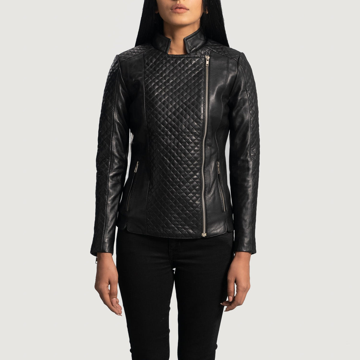 
Orient Grain Acolchado Negro Chaqueta Biker de Cuero para Mujer - Vista frontal y silueta entallada | Comprar online