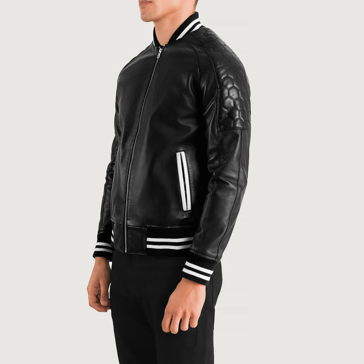 Black Sheepskin Leather Varsity Jacket - Vista trasera con ajuste entallado en hombros y bajo impecable