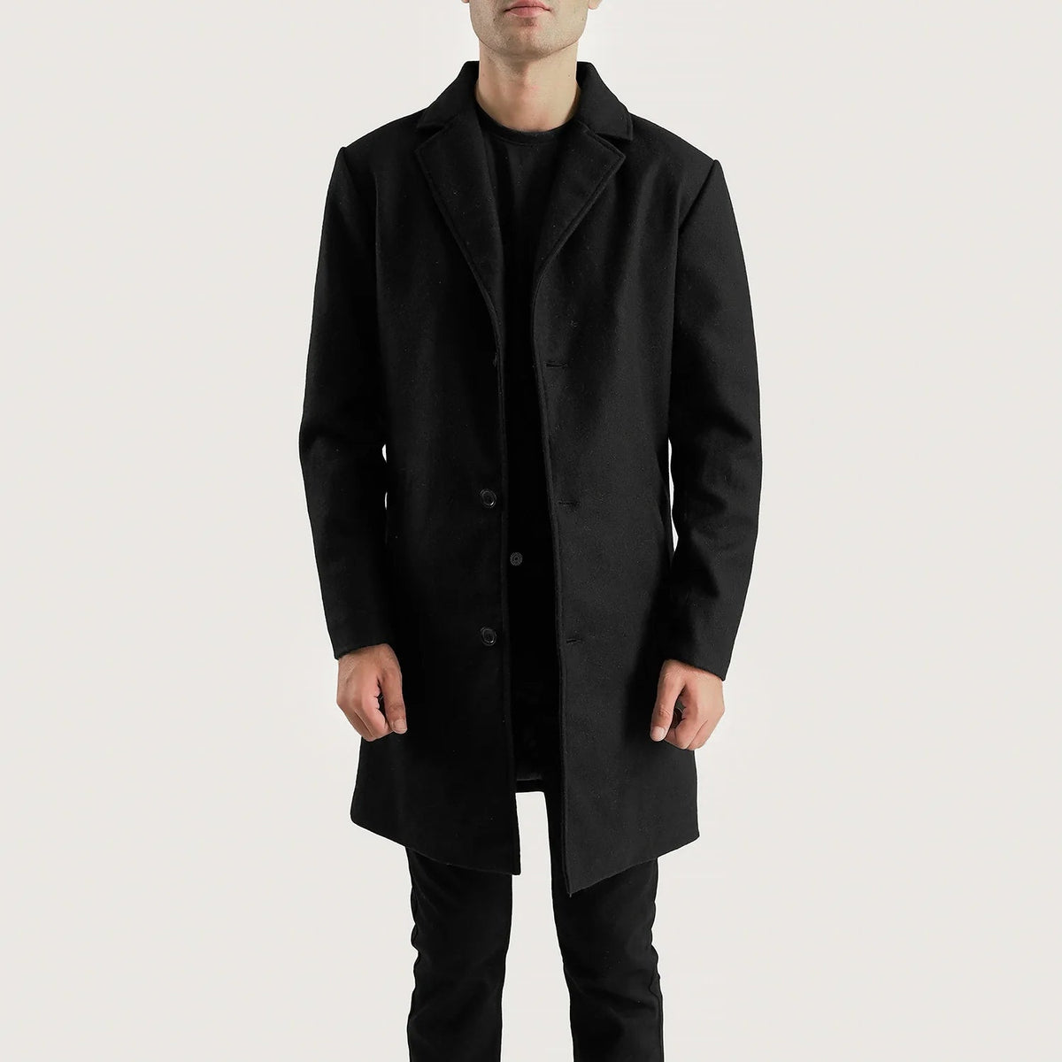 
Petrillo Negro Wool Single Breasted Abrigo de Cuero para Hombre in Black Synthetic Wool - Vista frontal y silueta entallada | Comprar online