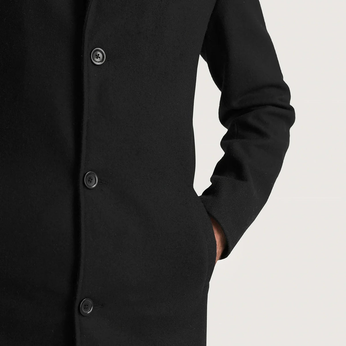 
Vista interior Showing Polyester Lining & Dos bolsillos interiores de utilidad