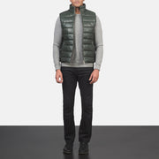 
Reeves Verde Leather Chaleco acolchado para Hombre - Vista lateral mostrando el corte ergonómico de mangas