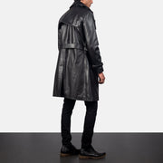 Men's Royson Negro Leather Duster Abrigo de Cuero para Hombre - Vista de perfil lateral con corte ergonómico de manga