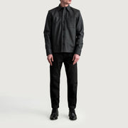 
Vista de detalle of Shirt & Buttons Hardware on Scout Tumbled Negro Leather Shirt para Hombre