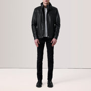 Black Sheepskin Leather Biker Jacket - Vista trasera con ajuste entallado en hombros y bajo impecable