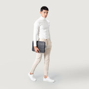 
The Baxter Leather Laptop Sleeve para Mujer para Mujer – alternate product view 2