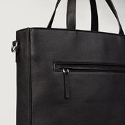 
The Poet Bolso tote de cuero – alternate product view 6