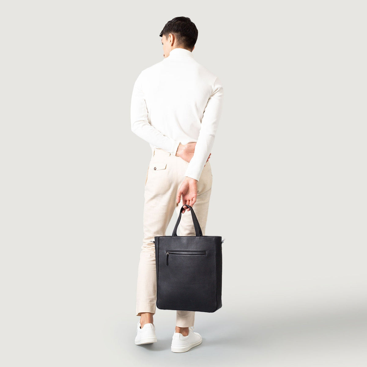 
The Poet Bolso tote de cuero – alternate product view 9