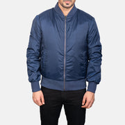 Detalle de cerca of Varsity &amp; Zipper Hardware on Men's Zack Blue Bomber Jacket